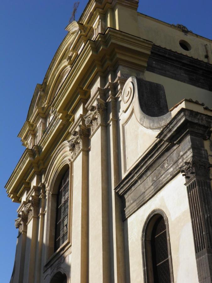 La Stanza Grande Della Luna D'Irene 那不勒斯 外观 照片